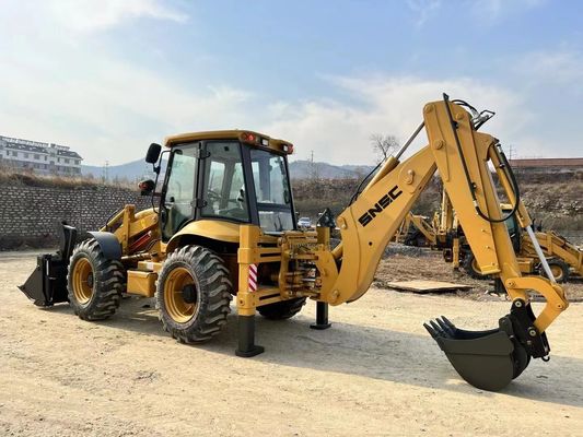 Cargador con ruedas SNSC 388 certificado ISO 4X4 Cargador con retroexcavadora 2200r/min con cargador frontal