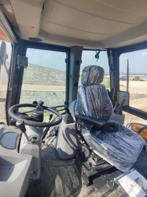 1-3t الحمل الاسمي 4X4 2.5 طن ريتروإكسكفادورا محمول الظهر للمنافسات متعددة الاستخدامات