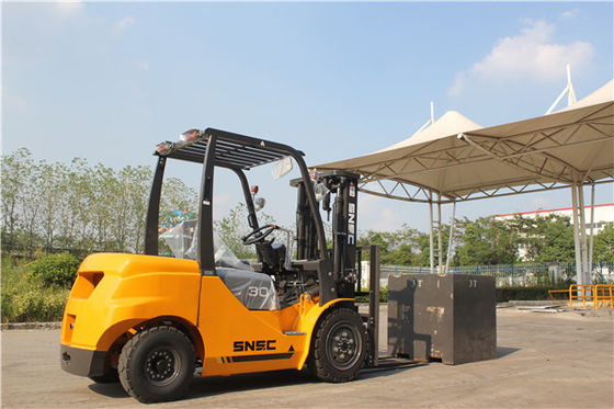 Snsc Dizel Motor 3T Forklift 1T 5T yük kapasitesi ve katı lastik özelleştirme