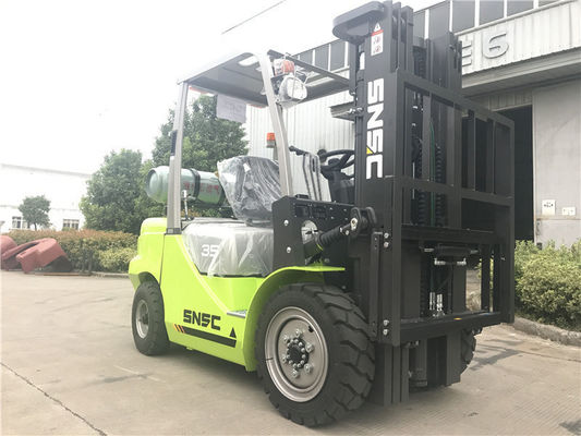 3.5 tonluk gaz motoru, yan değiştiricisi ve katı lastikli çatal kaldırıcı özelleştirilebilir.