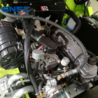 1T 5T Yük Kapasitesi Müşteri Özelliklerine göre Yapılandırılmış Gaz Çatal 1,5 ton özelleştirme seçenekleriyle