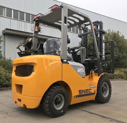 Japonya Motoru 2.5 ton LPG Forklift Yük Merkezi 500mm Duplex Mast Gereksinimleriniz için