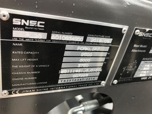 Japonya Motoru 2.5 ton LPG Forklift Yük Merkezi 500mm Duplex Mast Gereksinimleriniz için