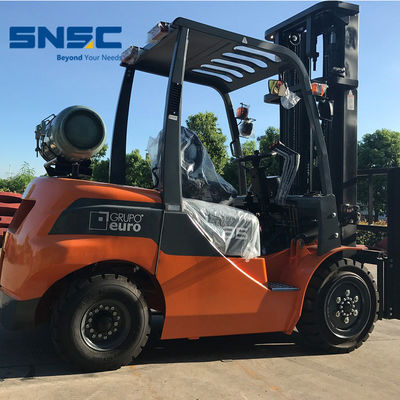Antomatik Kontrol Evet Snsc 3.5t LPG Forklift 6m Yüksekli Japonya Nissan K25 Motoru