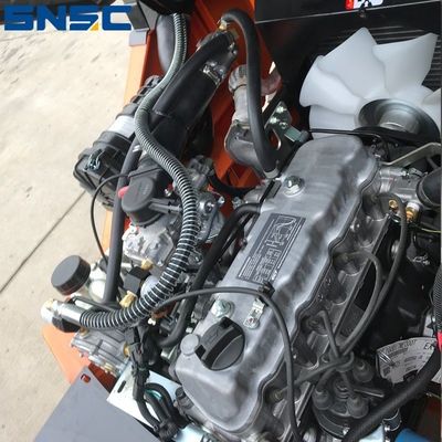 1T 5T Ayarlanabilir kabin konumu ve EPA motoru ile yük kapasitesi LPG çatal taşıyıcı