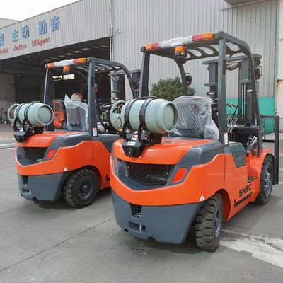 1.5/1.8/2/2.5/3/3.5 Tonnes Bouteilles de gaz au GPL Benzine Diesel chariot élévateur à fourche Dans votre budget