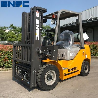 FL25 Benzin LPG Çift Yakıtlı 2,5 Tonluk Çeşitli Malzeme Taşımacılığı Forklift