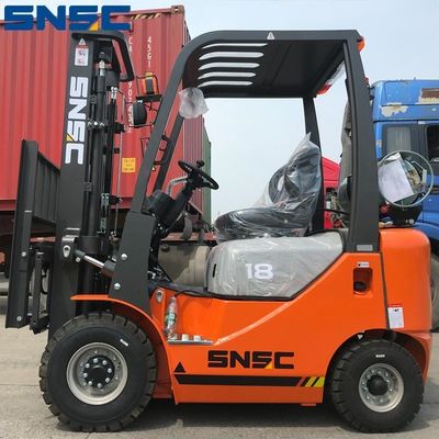 Otomatik şanzıman 1.8t LPG çatal taşıyıcı, döner çatal ve tüm LED ışığı
