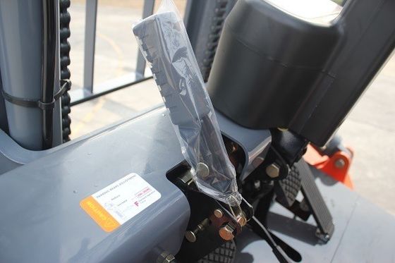 1T-5T Capacité de charge Chauffre à fourche à combustion ordinaire avec changement latéral 4 tonnes