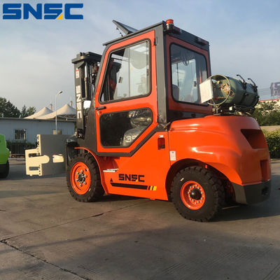 Hafif 3,5 tonluk benzinli çatal taşıyıcılar 1070*125*45 mm çatal boyutu ve tüm LED ışığı ile