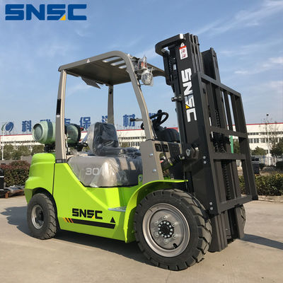 Otomatik Şanzıman 3 ton Gaz Fork Lift 3 ton yük kapasitesi olan Propan Forklift