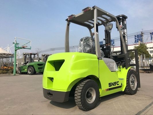 Bakır Radyatör Isuzu Motor Forklift 3.5t Diesel Forklifter Normal Yanış için