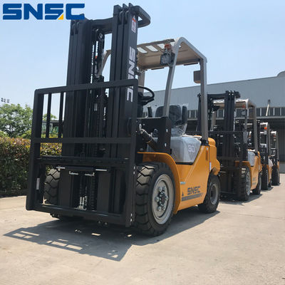 Ağır Forklift 2.5 ton 5000 pound Lp Gaz Forklift Nissan Motoru ile LPG Petrol Forklift