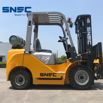 LP Gaz Motoru Propan LPG 2.5 Ton Forklift Gazı Fayda Yük Merkezi 500mm