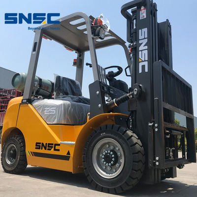LP Gaz Motoru Propan LPG 2.5 Ton Forklift Gazı Fayda Yük Merkezi 500mm