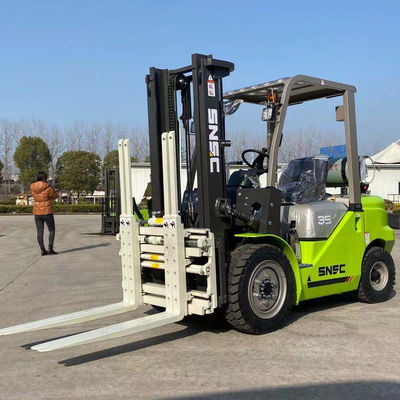 1070*125*50mm çatal boyutu ve 2090mm üst koruma yüksekliği olan depo çatal taşıyıcı makinesi