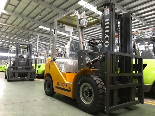 Yüksek kaldırma performansı 2.5T dizel forklift 5000mm kaldırma yüksekliği ve özelleştirme