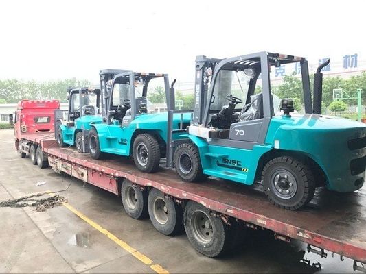 Yükselticiler 10 ton Çatal yük dizel ağır yük inşaat için Yükselticiler yüksekliği 3000-6000mm