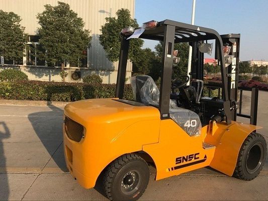 Çift Ön Lastik Dizel 4 Tonluk 500 mm'lik Yük Merkezi ve Yüksek Yük Kapasitesi