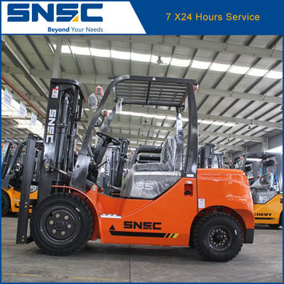 Yüksek Yük Merkezi Dizel Japonya Mitsubishi Motor Forklift 3.5t Özel İstekle
