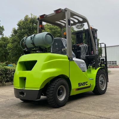 1T-5T Capacidad de carga Camión elevador Lpg con ángulo de inclinación del mástil de 6/12 grados