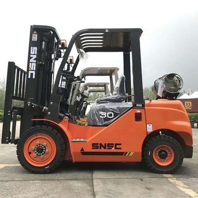 3 tonluk LPG Gaz Çatal Kamyonu, ayarlanabilir kabin konumu ve VIP Çözüm Bağlantısı
