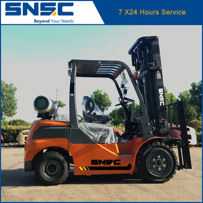 3.5 ton 35 Isuzu / Mitsubishi motoru ve ayarlanabilir kabin konumu ile propan çatal kaldırıcı