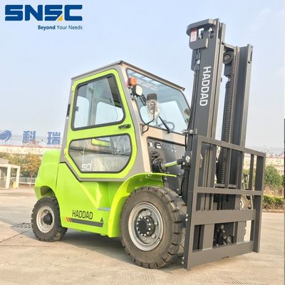 5t Dizel Engie Forklift FD50 ile Shifter Fork ve Lift Yüksekliği 3000mm ila 7000mm arasında değişir