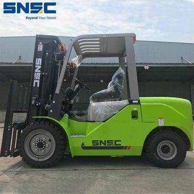 3-7m kaldırma yüksekliği Snsc Forklift 4tn Xinchai / Japonya Isuzu Motoru ile çalıştırılır
