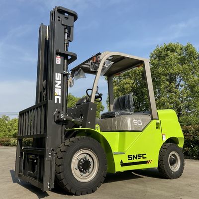 Fuel Efficient 5T Diesel Forklift Truck for Long Working Hours and Heavy Material Handling