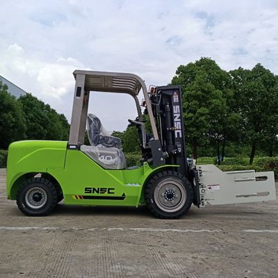 Montacargas 4 tonluk dizel çatal taşıyıcı ile Bale Klembi Bağlantısı ve kaldırma yüksekliği 3-7m
