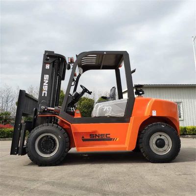 FD70 Otomatik şanzımanlı 7 tonluk çatal kaldırıcı Japonya Dizel Motor Tcm Teknolojisi