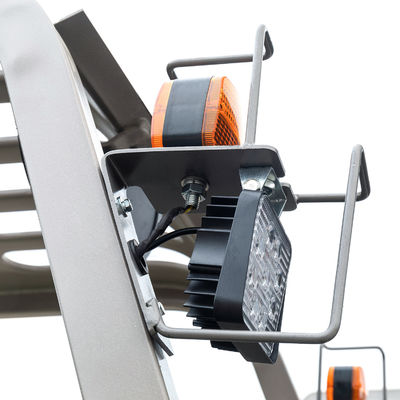 2.5 ton elektrikli çatal kaldırıcı yükleme yüksekliği 3000-5000mm Malzeme taşımacılığı için LED lambalar