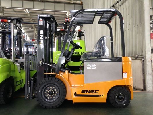 Yeni Zelanda Piyasası ve Performansı İçin Özel Snsc 2.5 Ton Elektrikli Çatal Taşıyıcı Bağlantısı