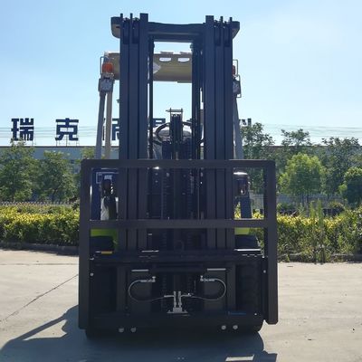 FD20 Diesel Forklift Truck Container Lifter