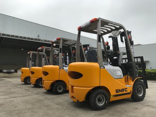 1T 5T Capacité de chargement Camion élévateur chinois diesel pour le levage de charges lourdes en entrepôt