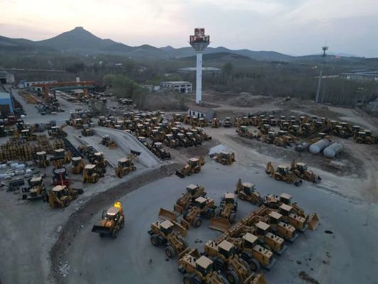 Tek Satış Noktası Tamamen Hidrolik 4x4 Kompakt Traktör