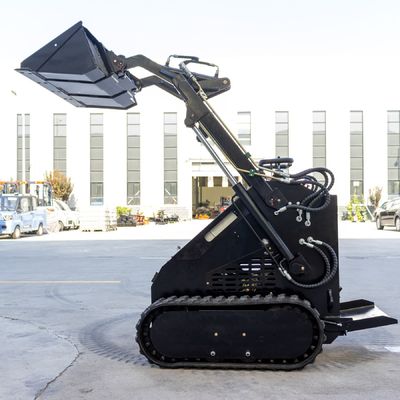 Hidrolik kontrol sistemi ve çok yönlülüğü ile 2800kg kapasiteli Mini Kaydırma Yönlendirme yükleyicisi