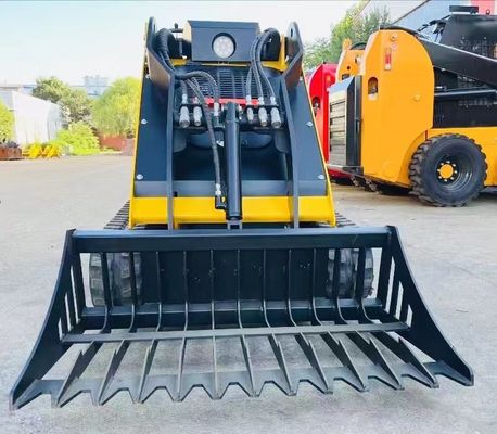 1330 kg Makine Ağırlığı Mini İzlenmiş Kaydırma-Stere Yükleyici Güçlü ve Kompakt