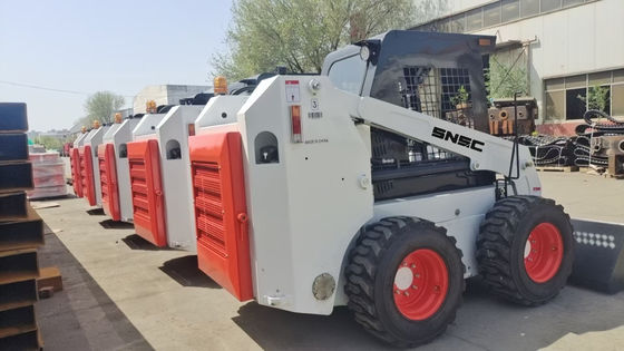Yaponya Mitsubishi/EPA 4 kohler motorlu kompakt 500kg 850kg 1050kg Mini Skidsteer