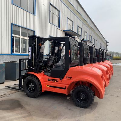 FD35 3.5ton Side Shifter Rough Terrain Forklift Componente de motor japonés y caja de cambios central