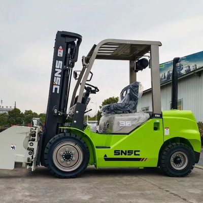 YUNNEI Motor de 3,5 toneladas de cambio lateral carretilla elevadora de terreno accidentado para tareas pesadas 0.1 cbm cubo