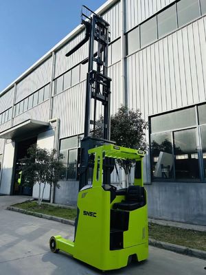 ارتفاع رفع مرتفع 12m 2 طن الوصول إلى الشاحنة مع عرض الشوكة 122mm محرك AC مدعوم