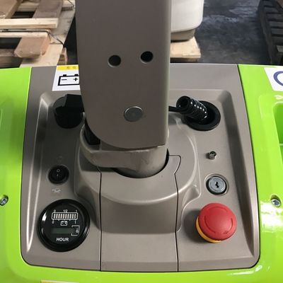 125 mm kaldırma yüksekliği 1.8 ton kapasite ve 1.5m sırt sırt yüksekliği ile elektrikli palet kamyonu