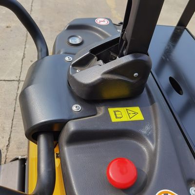 Giyim Dükkanları Elektrikli Palet Kamyonu 2 Ton 1638MM Çatal Uzunluğu Temizlik ve bakım kolay