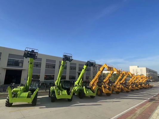 SNSC 4 طن Telehandler الرافعة الشوكية التلسكوبية مع 4x4 عجلات القيادة ومحرك يو تشاي