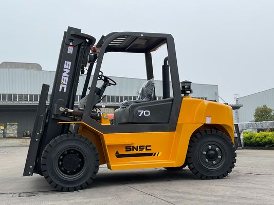 1225mm Wide Diesel Forklift with 3 Way Mirror and 1 Year Warranty