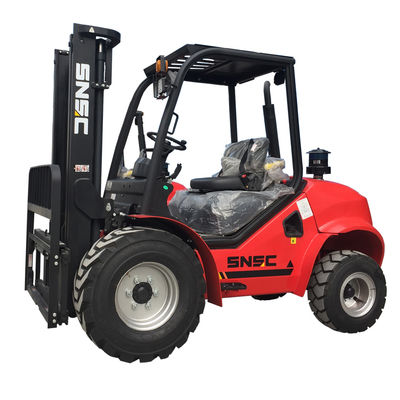 SNSC 1.5T-10T 4x4 o 4x2 Fuerte terreno con motor diésel montacargas con motor EPA EV