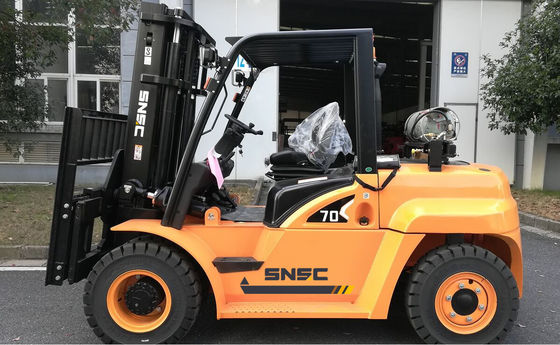FG70 15500 LBS 7 ton kapasiteli Yastık Lastikli LPG Çatal