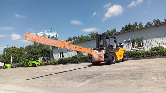 Çift direğe sahip 10 tonluk dizel motorlu çatal taşıyıcı